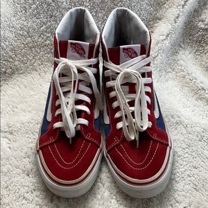 Vans Sk8 High Top Studded Stars Size: W9 M7.5